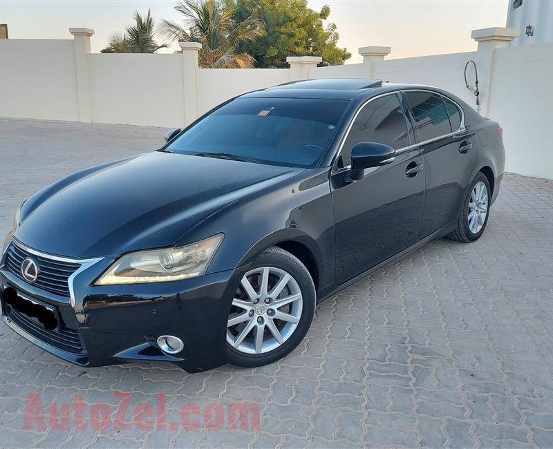 لكزس GS350 موديل 2013 وارد اليابان الممشى 144000 كم مطلوب 41000 قابل للتفاوض للتواصل واتساب 0557757673