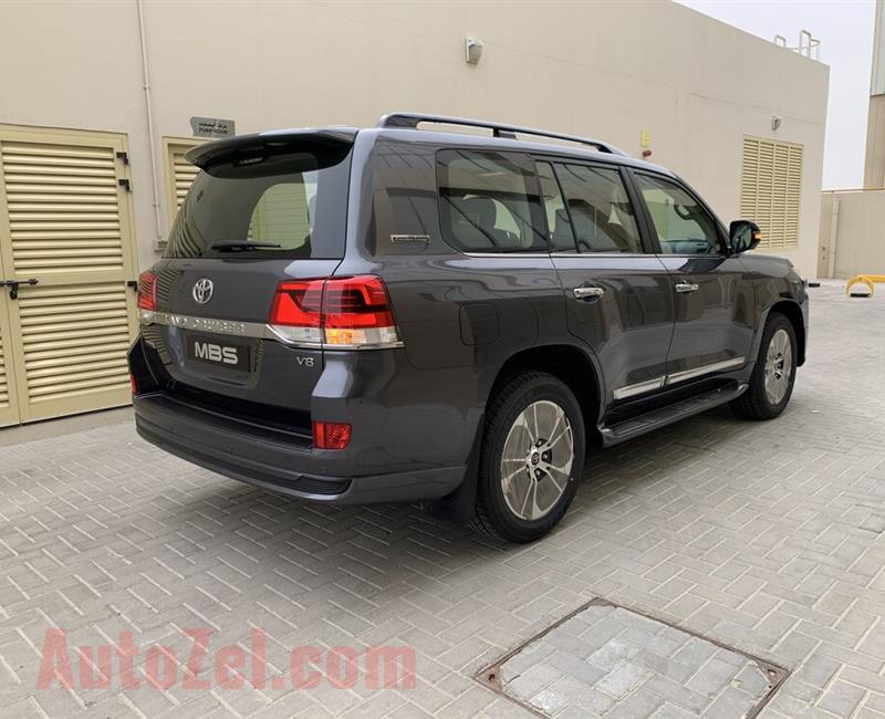 2019 TOYOTA LAND CRUISER FOR SALE whats app me +971588376413