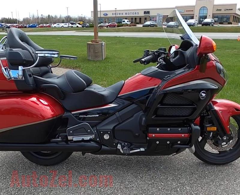 2015 Honda GOLD WING whatsapp(+971543681884)