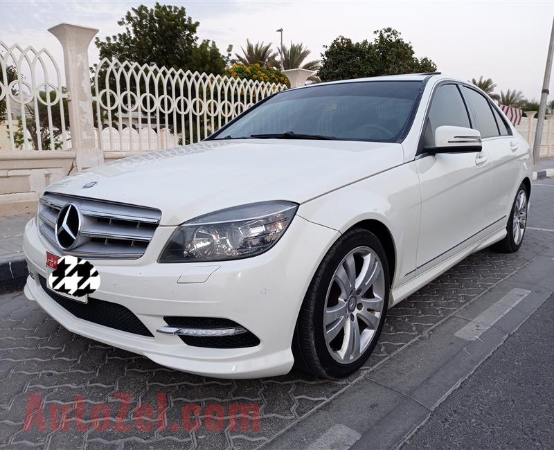 للبيع مرسيدس C300 V6 2011 