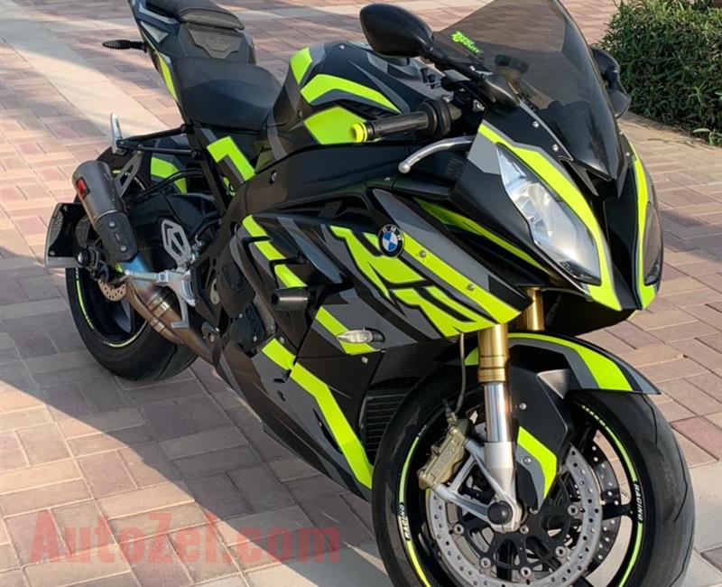 2017 bmw s1000rr for sale whatsapp me +971564792011