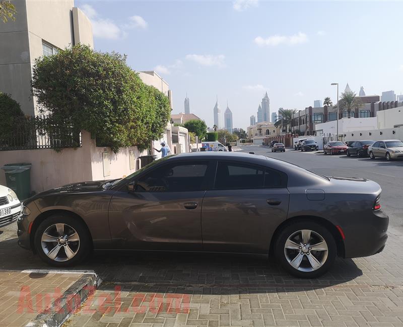 Dodge charger 2015 perfect condition 