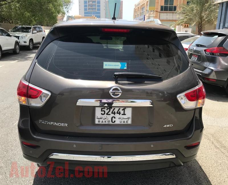 Nissan Pathfinder 2015 for Sale in excellent condition