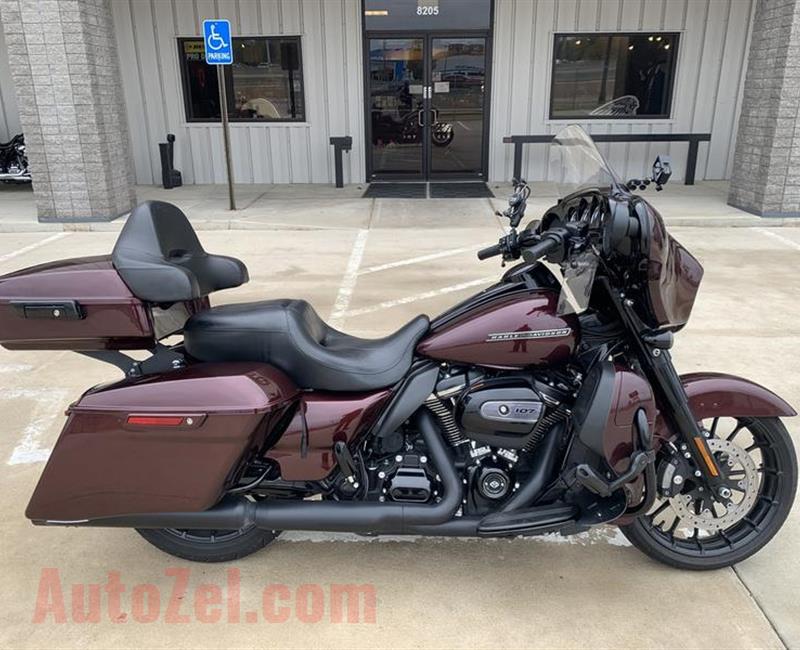 2018 Harley-Davidson® FLHXS - Street Glide® Special