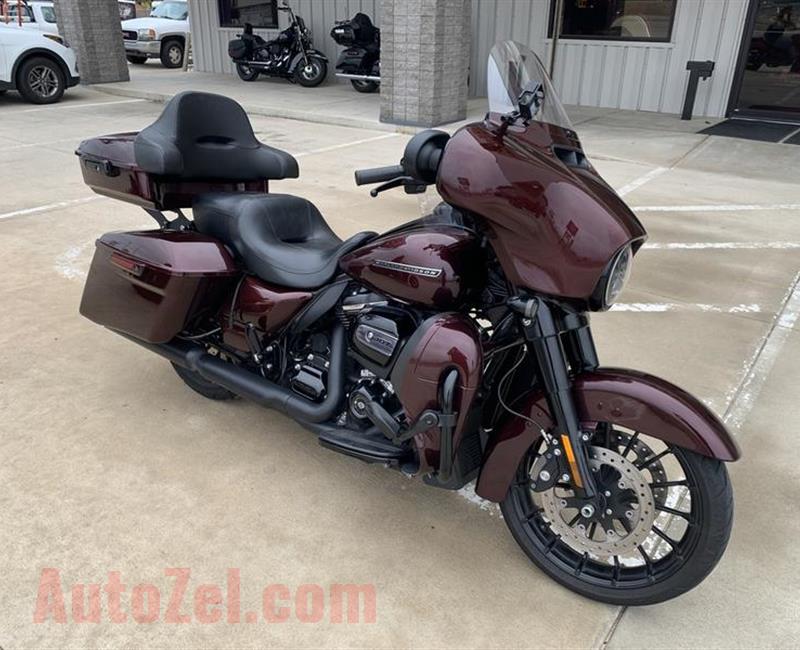 2018 Harley-Davidson® FLHXS - Street Glide® Special