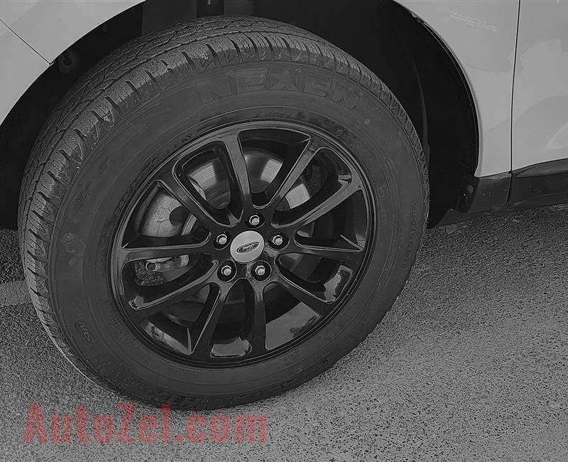 FORD EDGE SEL AWD 2013 GCC.FULL AUTOMATIC Free accident  