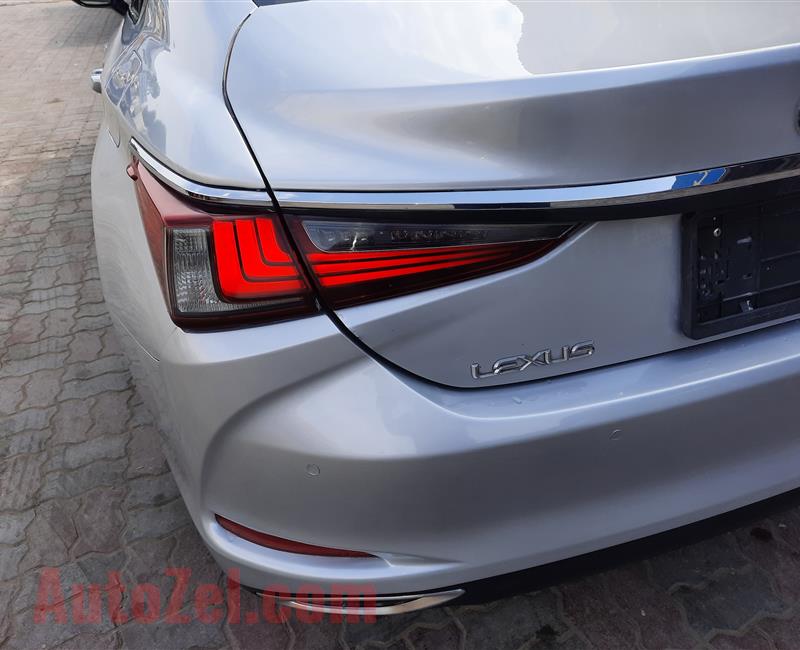 Lexus Es350 MODEL 2019 GCC 