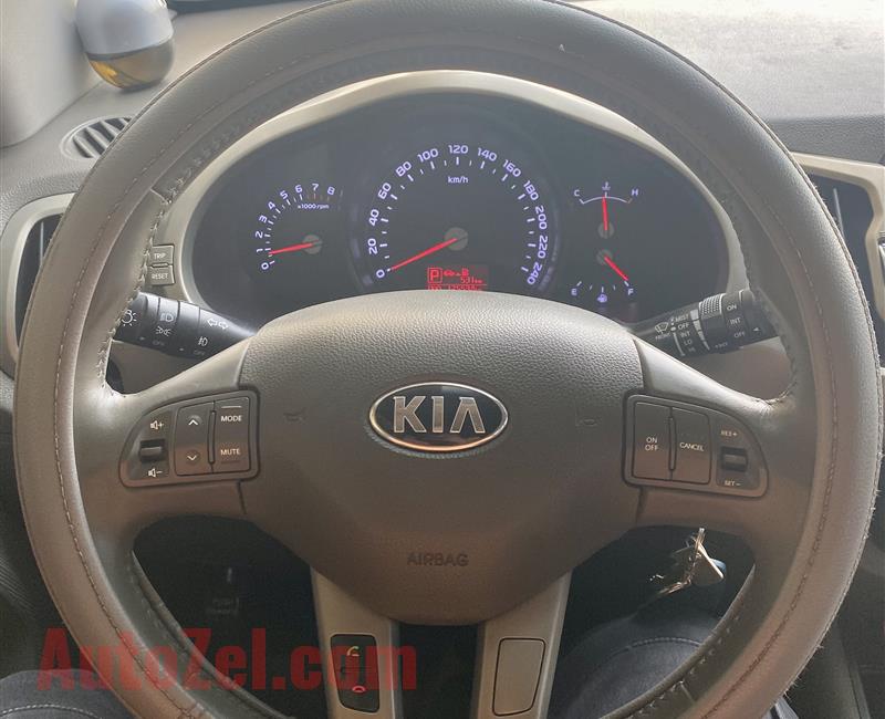 Kia Sportage EX top model 2.4 GCC