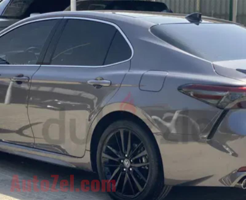 2020 Toyota Camry 2.5L Full optionXSEللبيع مطلوب 80000قابل للتفاوض