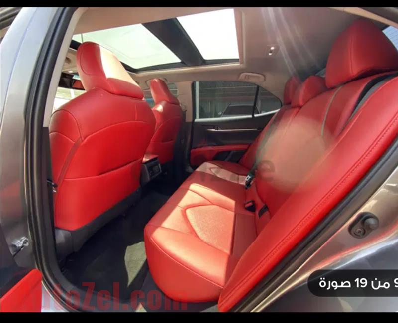 2020 Toyota Camry 2.5L Full optionXSEللبيع مطلوب 80000قابل للتفاوض