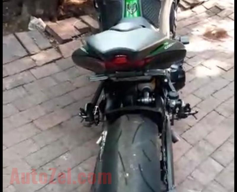 2020 kawasaki z1000 ABS whatsapp +971588909485