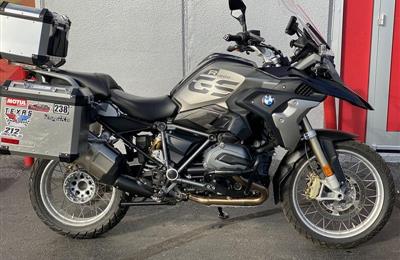 2017 BMW R 1200 GS Premium Black Storm Metallic...