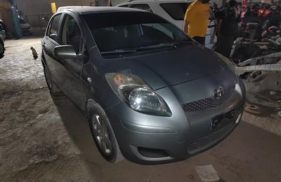 Toyota yaris 2011 hatchback 