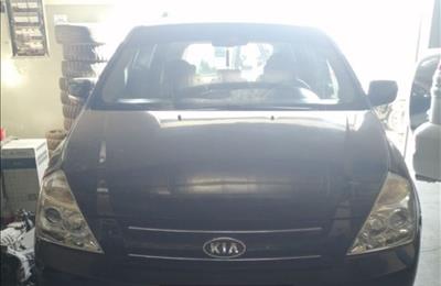 KIA CARNIVAL 2009 