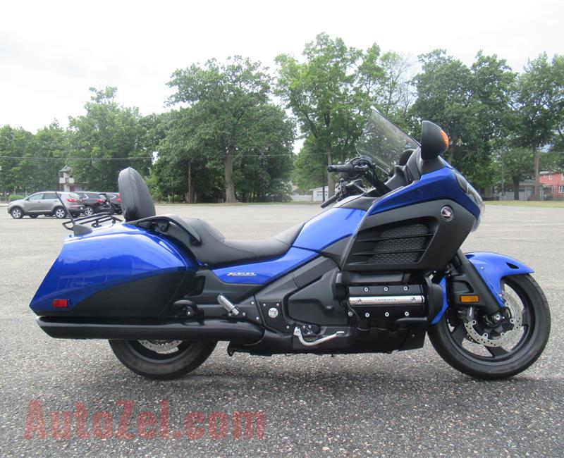 2015 Honda goldwing available 