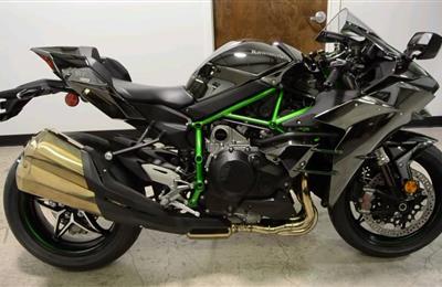2017 Kawasaki Ninja H2 UAE....motorcycles for sale UAE