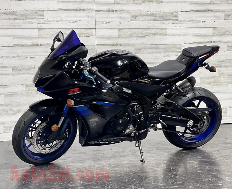 2017 Suzuki gsx r1000cc available 