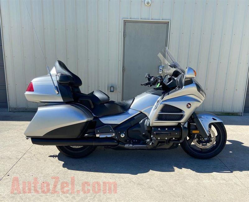 2016 Honda GoldWing  ........ whatsaspp +971564685362