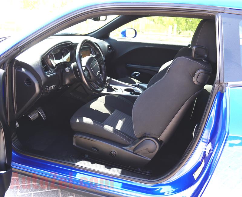 Dodge Challenger R/T 5.7L HEMI V8 2020 Model with one year insurance دودج تشالنجر 8 اسطوانات تأمين وملكية سنة موديل 2020 