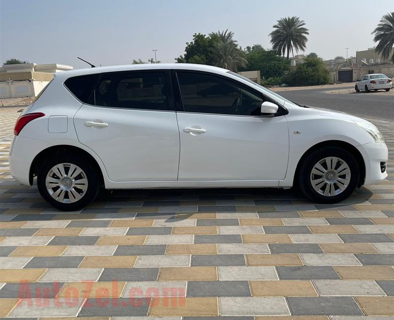 Nissan Tiida GCC model 2015, Are you looking for a clean car top clean second owner,