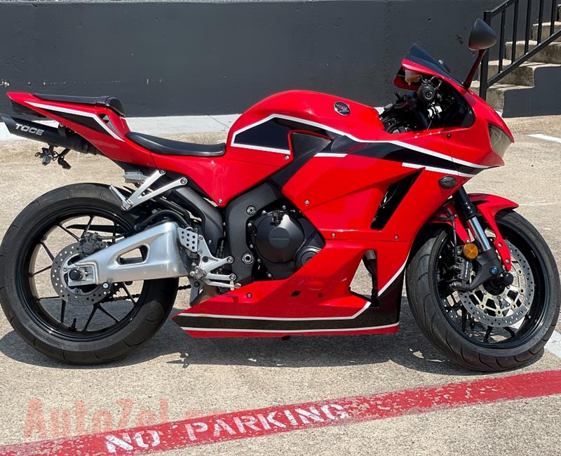 2015 Honda CBR 600RR WhatsApp +17203061962