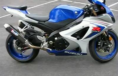 2011 Suzuki GSXR 1000 2 ex  .......  Motorcycles for sale...