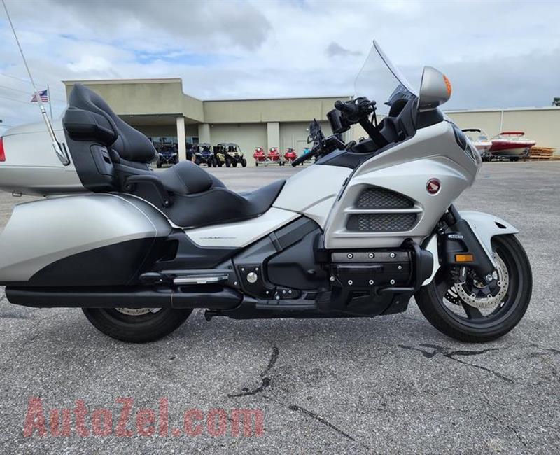 2016 Honda goldwing available 