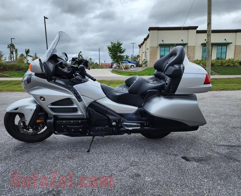 2016 Honda goldwing available 