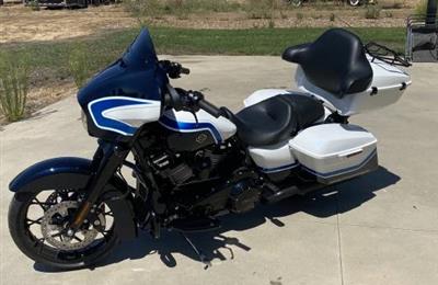 Used 2022 Harley-Davidson Touring Motorcycle Call me on...