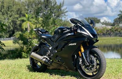 2017 YAMAHA YZF-R6 whatsapp... +639276041208