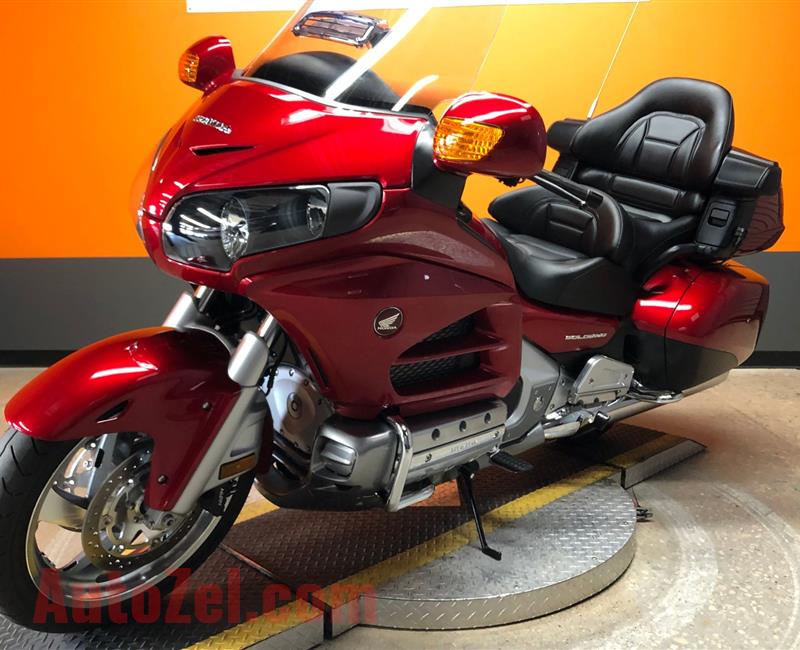 2017 Honda GOLD WING whatsapp 971543681884