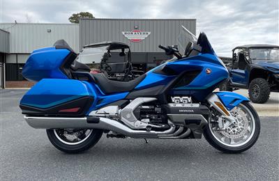 2022 Honda Gold Wing  ........whatsaspp +971564415664
