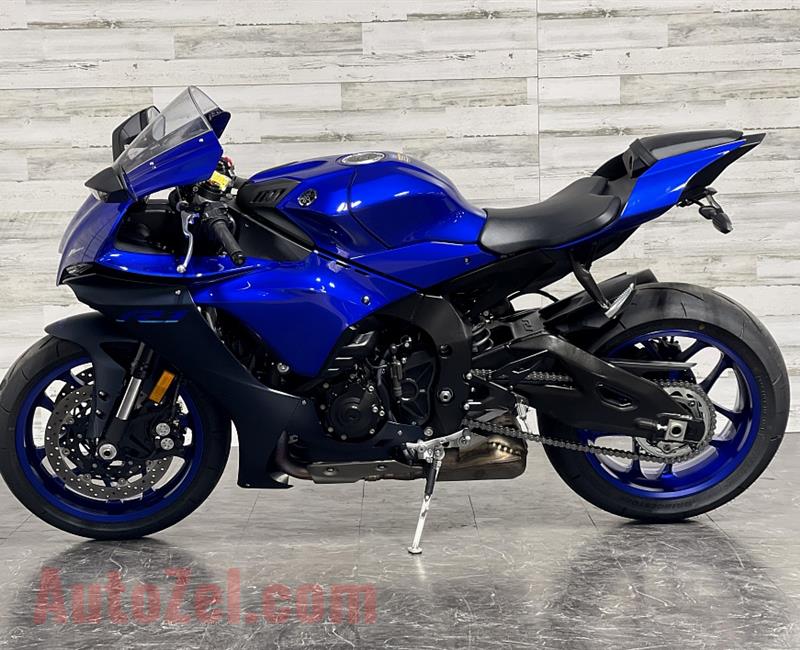 2022 Yamaha YZF R1 available 