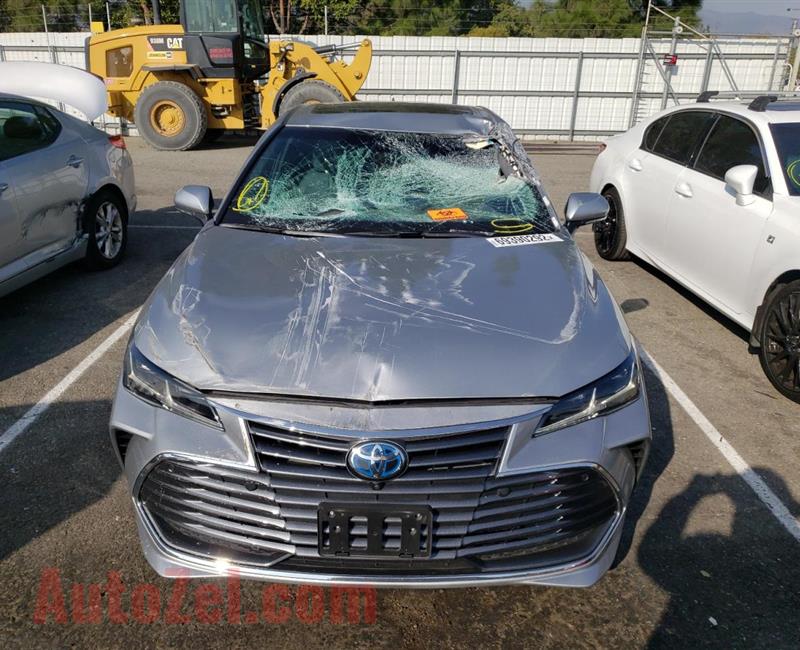 2022 Toyota Avalon Limited.....contact me on whatsaspp 0557266210