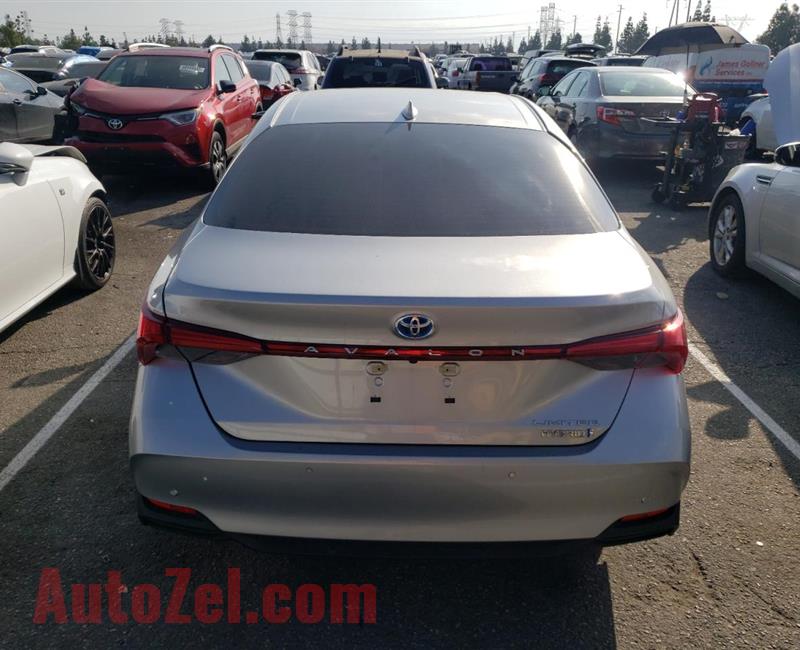 2022 Toyota Avalon Limited.....contact me on whatsaspp 0557266210