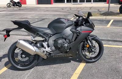 2017 Honda CBR1000RR ABS WhatsApp +17203061962