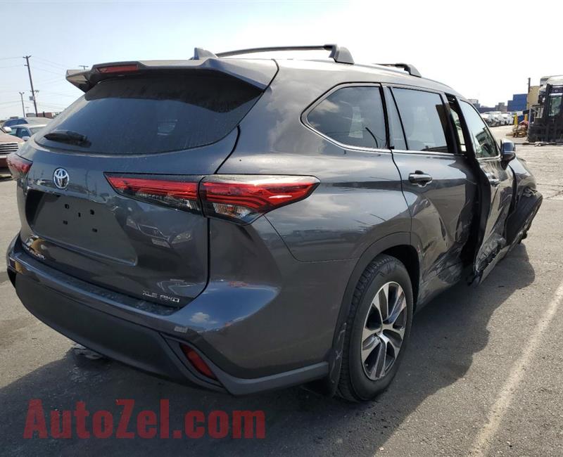 2021 Toyota Highlander Xle ..........  whatsaspp +971564415664