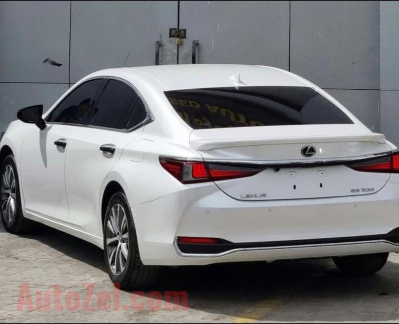 2019  LEXUS ES 200 JAPANNES SPEC ( Whatsapp 0971529171176)