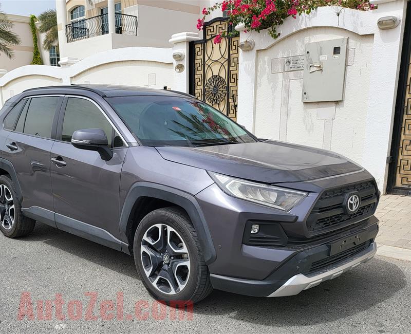 2020 Toyota rav4 full option gcc