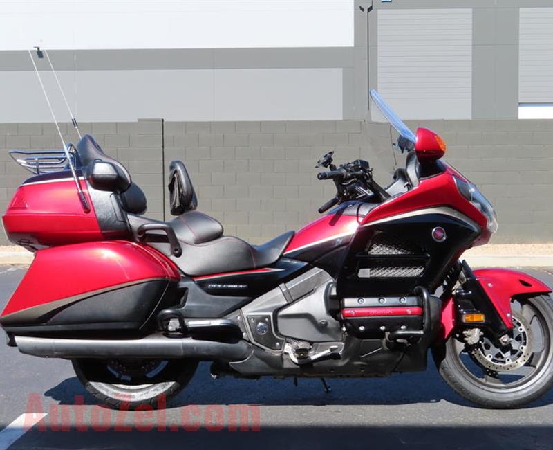 2015 Honda Gold wing available