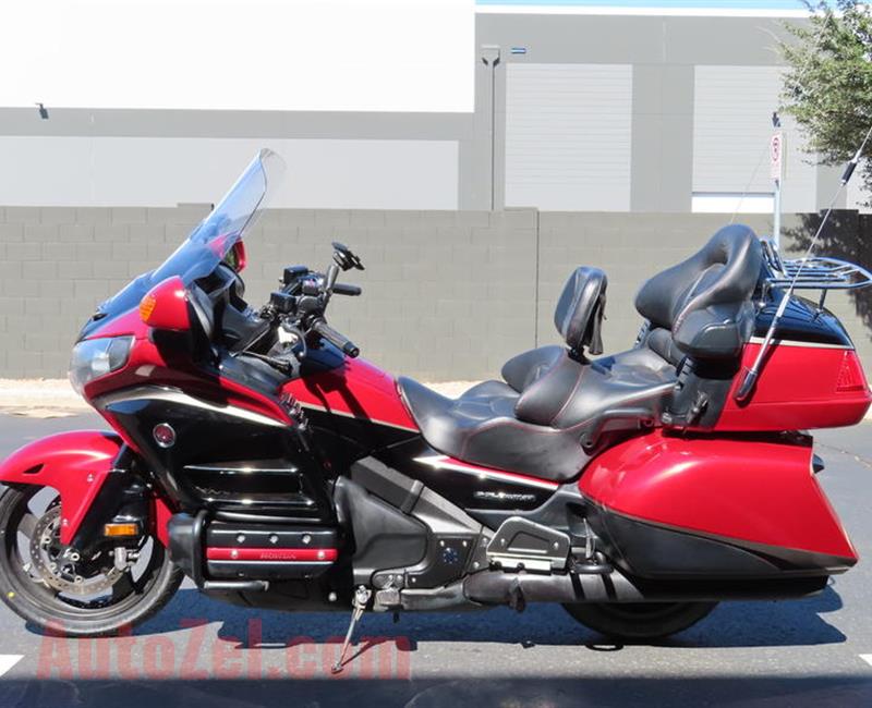 2015 Honda Gold wing available