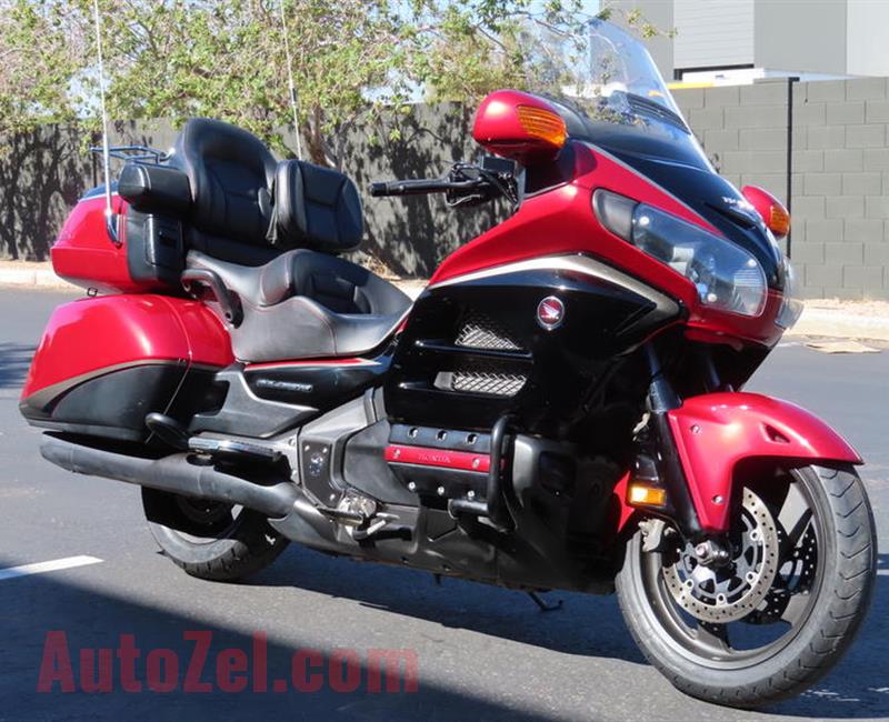 2015 Honda Gold wing available