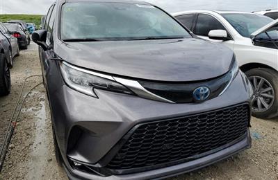 2021 Toyota Sienna Xse +1 (408) 634 8628