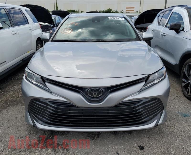 2020 Toyota Camry Le 2.5L ........whatsaspp +971564415664