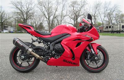 2017 SUZUKI GSX R1000RR