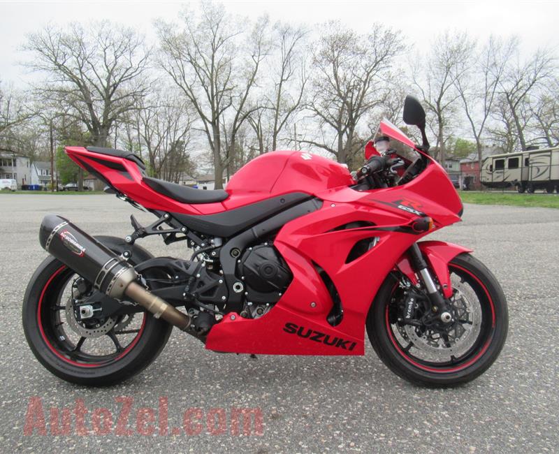 2017 SUZUKI GSX R1000RR...
