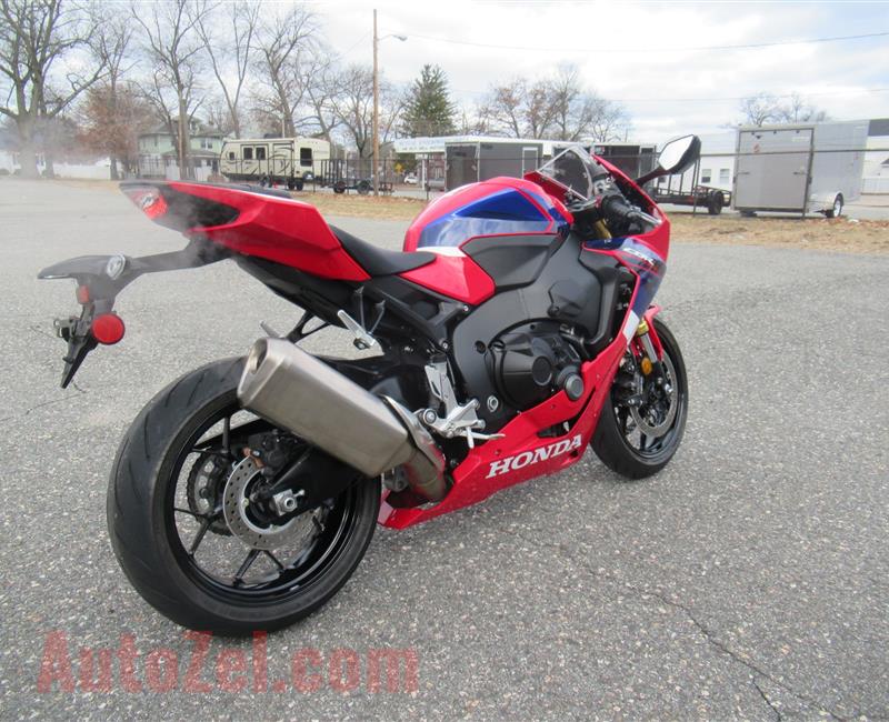 2022 Honda cbr1000rr   whatsapp..+201224575423...