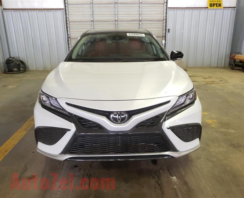 2023 Toyota camry Xse    whatsapp.  +16693064892