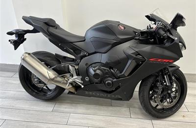 Used 2021 Honda Sportbike Motorcycle (WhatsApp...