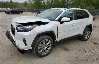 2023 Toyota Rav4 Xle premuium  